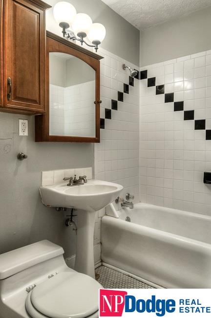 4844 S 13th, Omaha, NE 68107