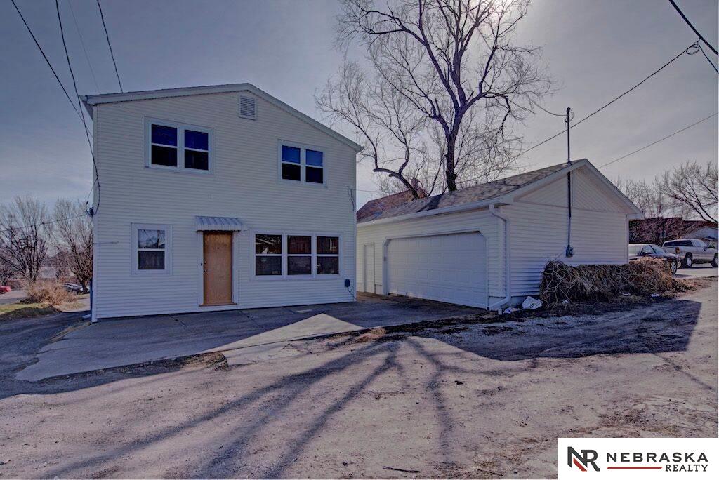 5212 S 32nd, Omaha, NE 68107