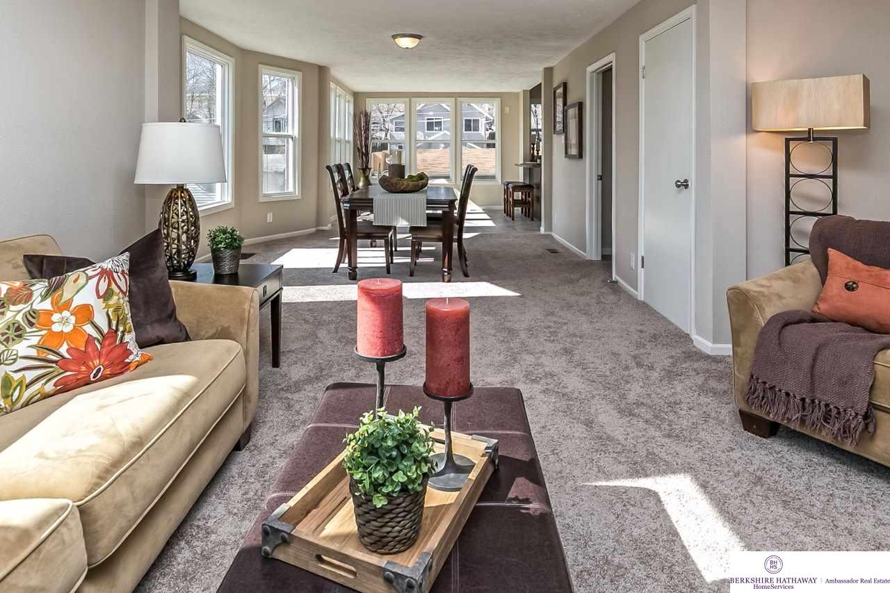 4220 S 18, Omaha, NE 68107