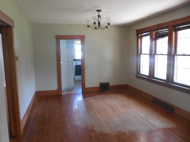 5037 S 37th StOmaha, NE, 68107Douglas County