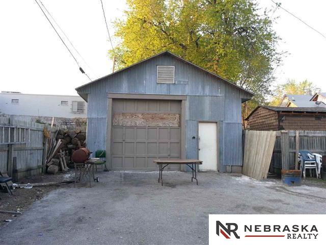 1024 S 23rd, Omaha, NE 68108