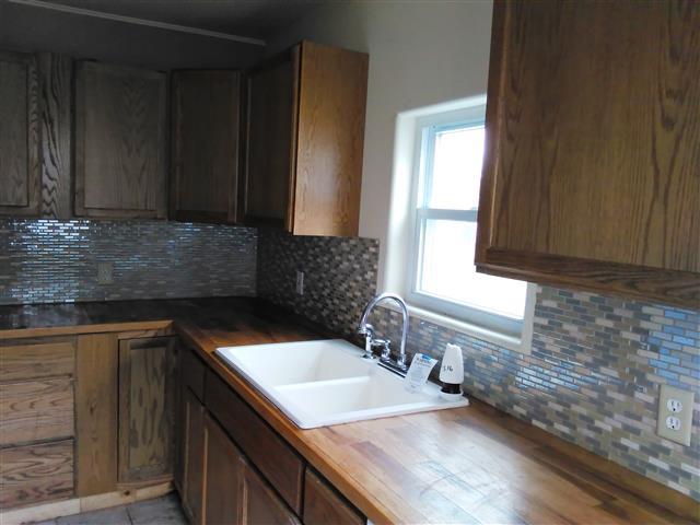 3739 N 44th StOmaha, NE, 68111Douglas County