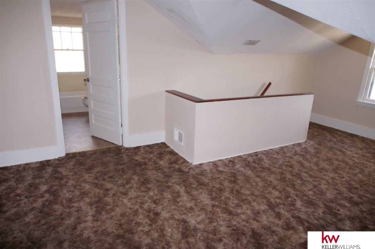 3042-3048Ernst, Omaha, NE 68112