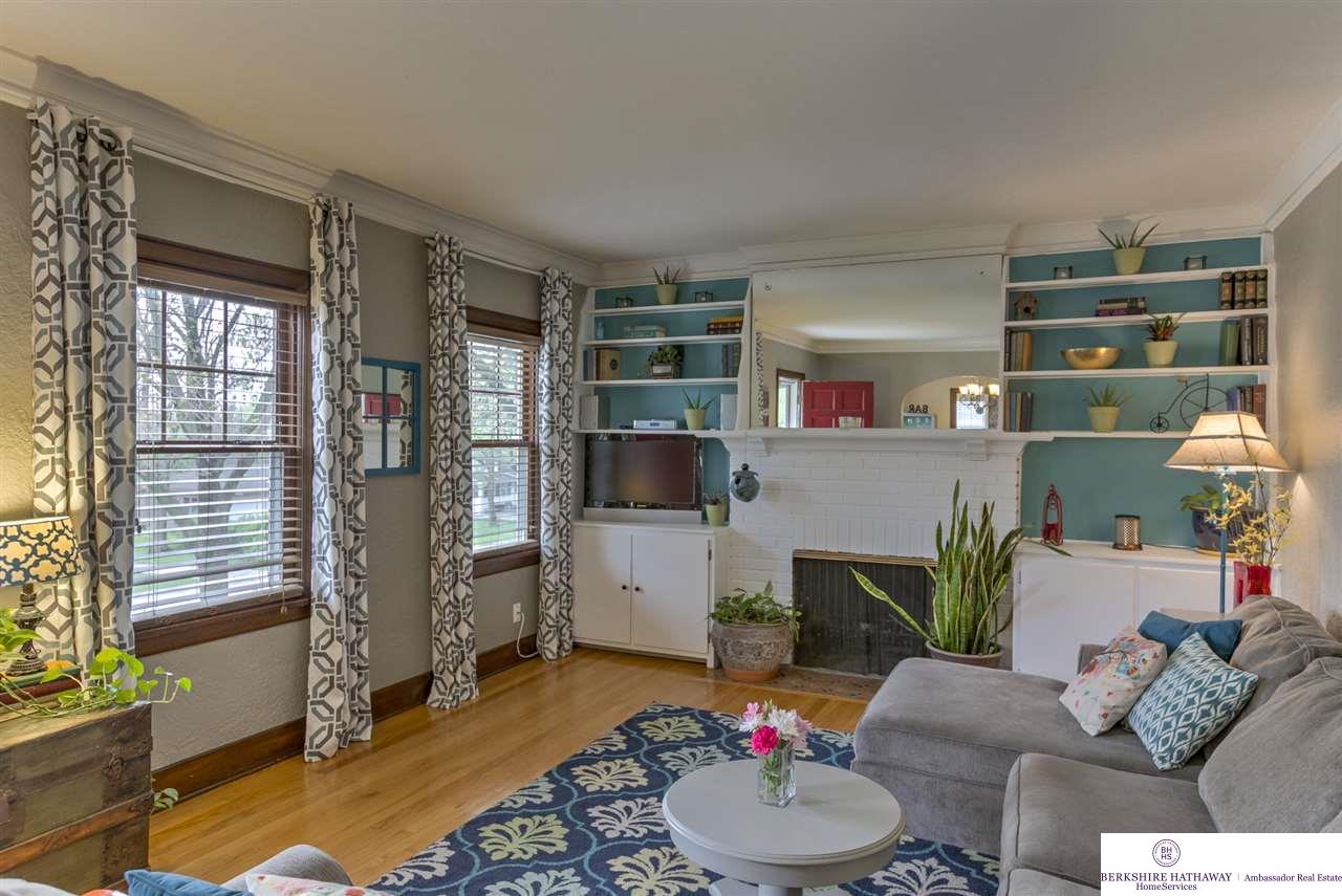 9426 N 29, Omaha, NE 68112