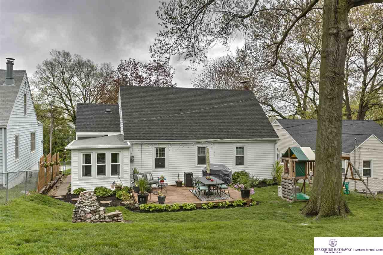 9426 N 29, Omaha, NE 68112