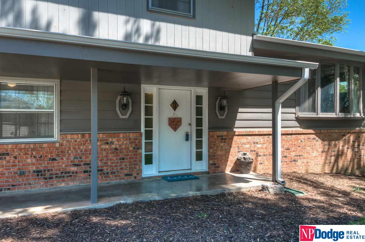 8115 N 37, Omaha, NE 68112