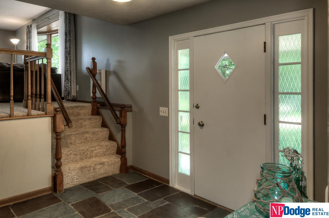 8115 N 37, Omaha, NE 68112