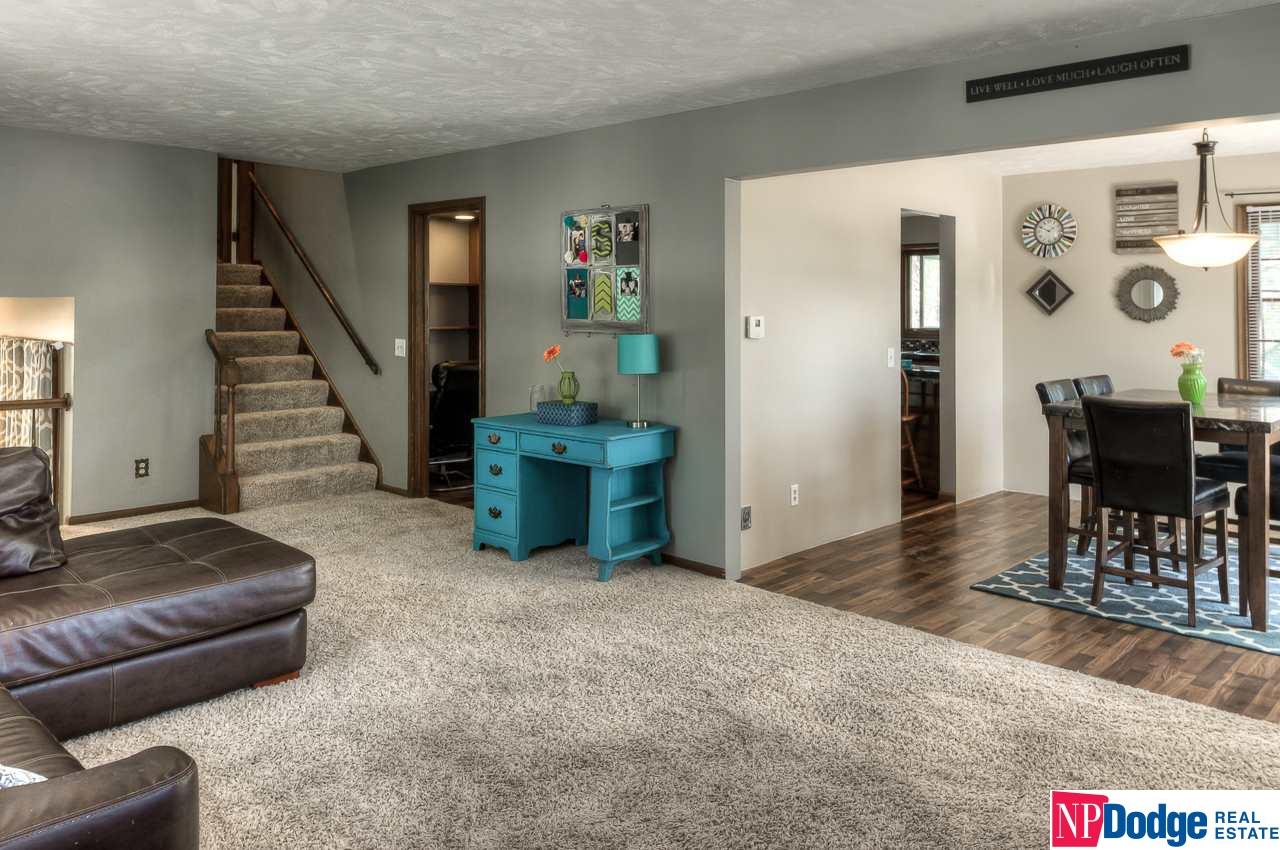 8115 N 37, Omaha, NE 68112