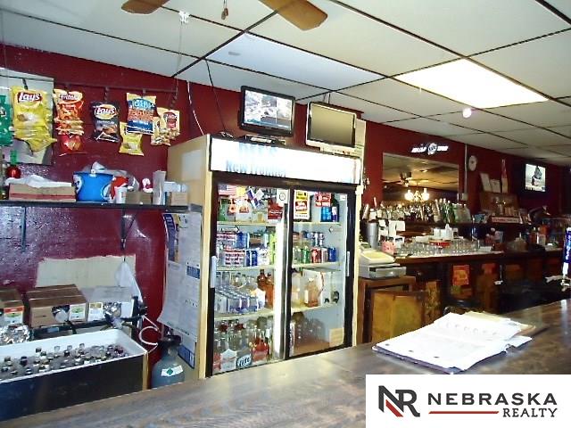 8516 N 30, Omaha, NE 68112