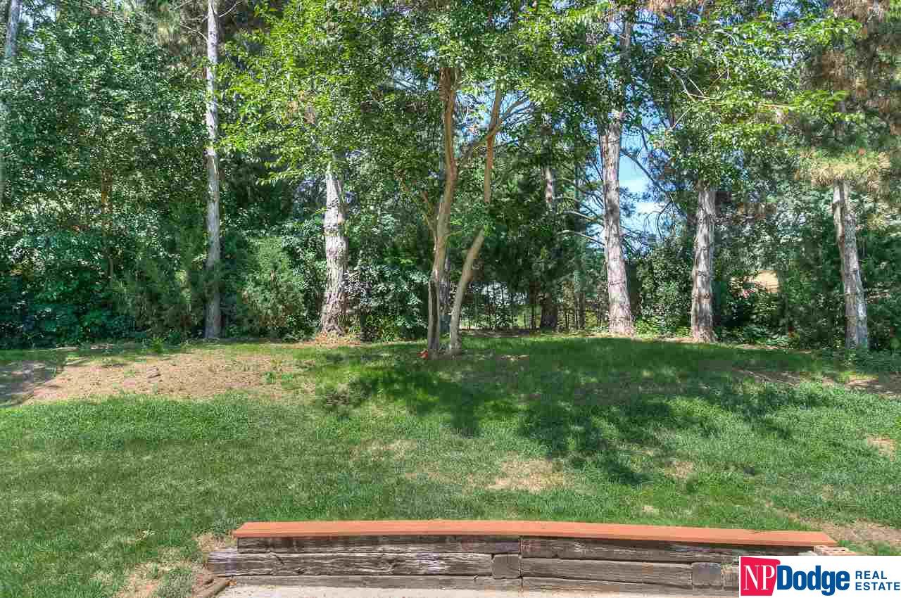 1624 N 90th, Omaha, NE 68114