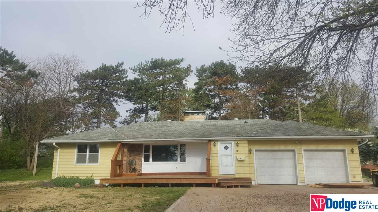1624 N 90th, Omaha, NE 68114