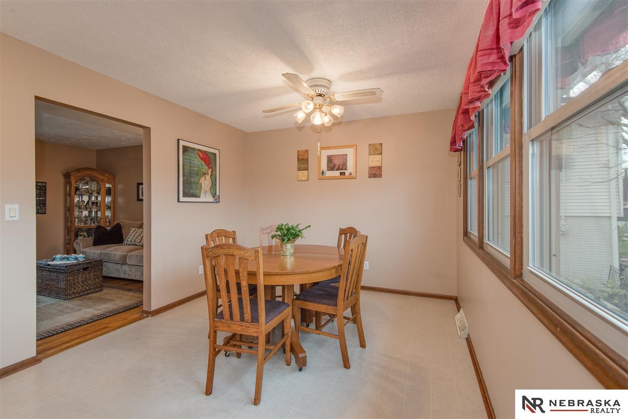 1712 N 107th, Omaha, NE 68114