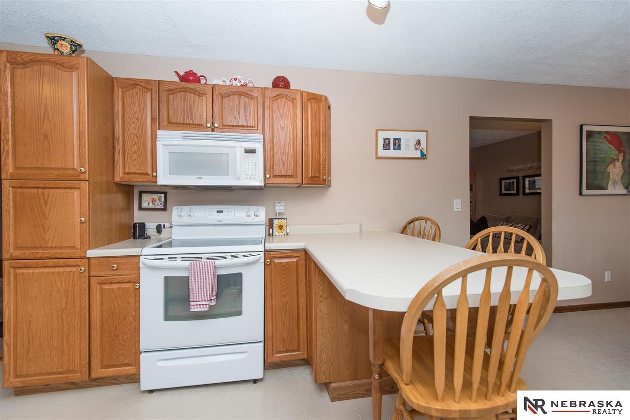 1712 N 107th, Omaha, NE 68114