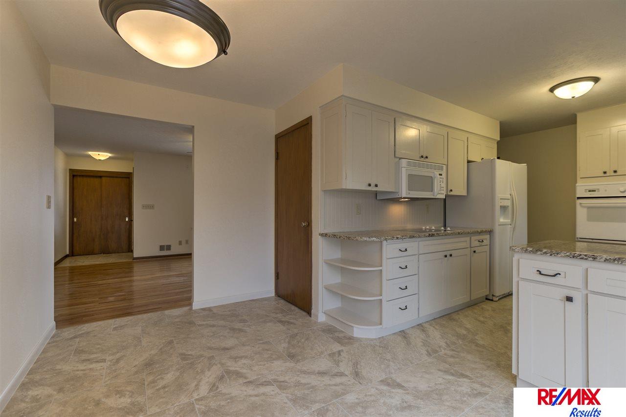 7602Windsor, Omaha, NE 68114