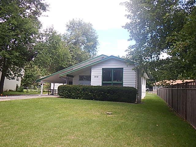 8718 Hamilton StOmaha, NE, 68114Douglas County