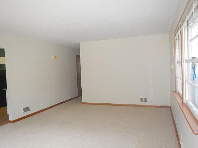 8718 Hamilton StOmaha, NE, 68114Douglas County