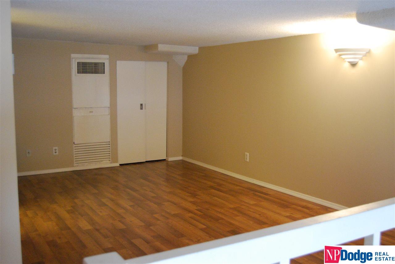 3000Farnam, Omaha, NE 68116
