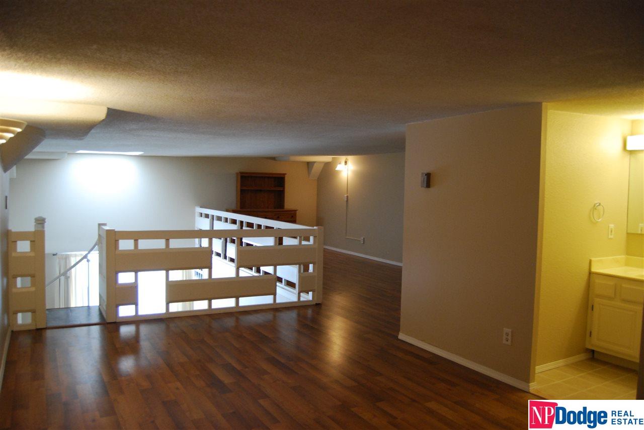 3000Farnam, Omaha, NE 68116