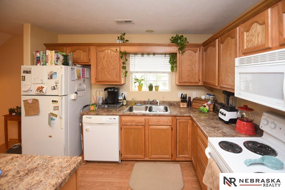 4251 N 146th, Omaha, NE 68116
