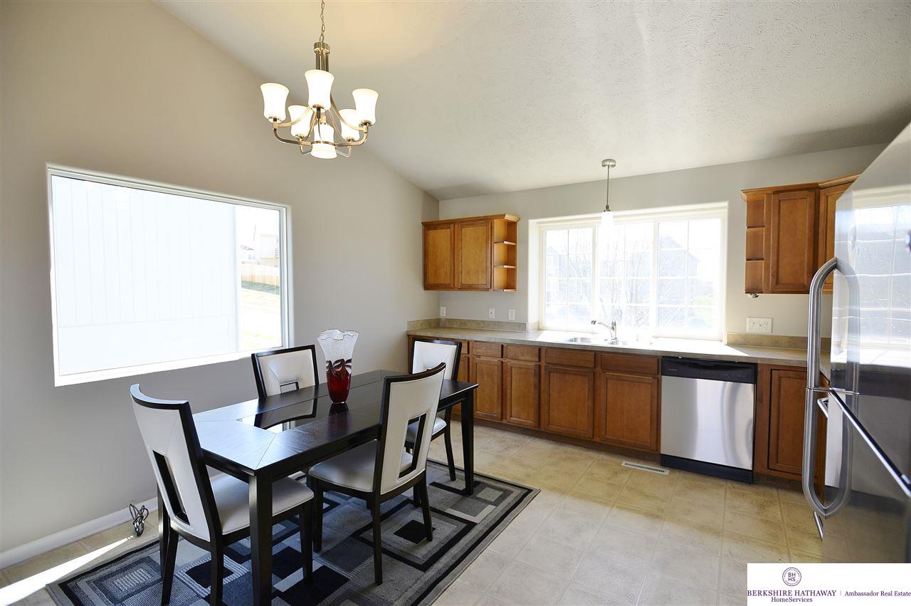 16868Larimore, Omaha, NE 68116