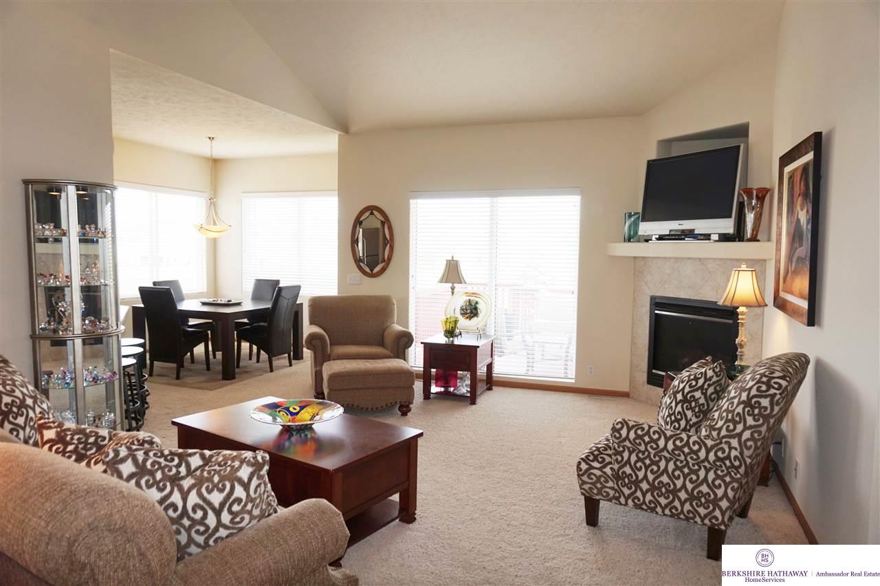 4723 N 144, Omaha, NE 68116