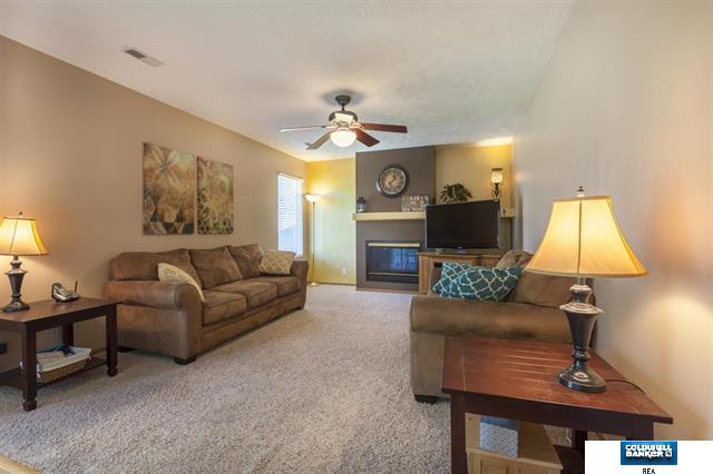 15292 Wirt Street, Omahaa, United States 68116