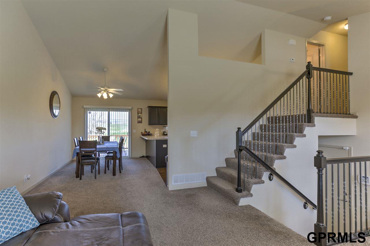 4655 N 160, Omaha, NE 68116
