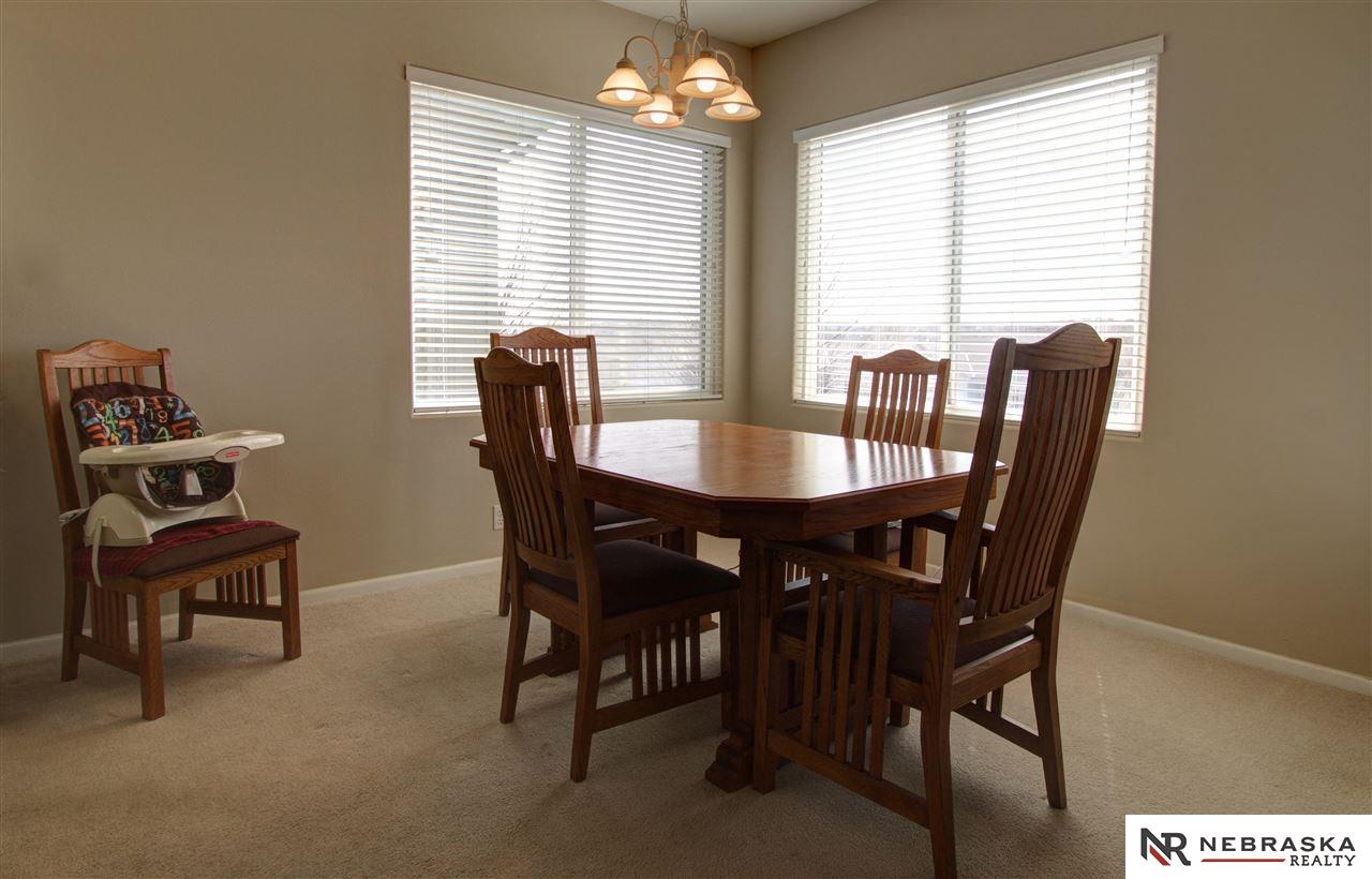 15027Camden, Omaha, NE 68116