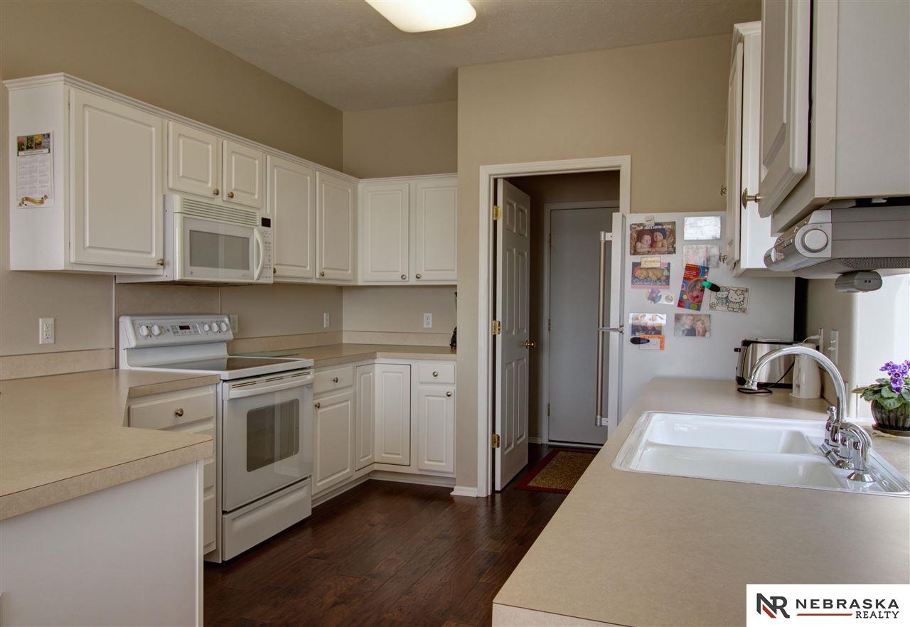 15027Camden, Omaha, NE 68116