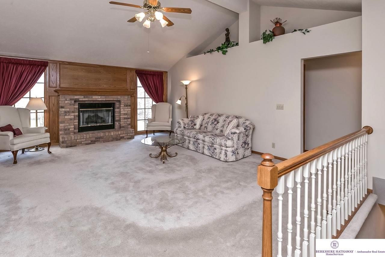 15406Corby, Omaha, NE 68116