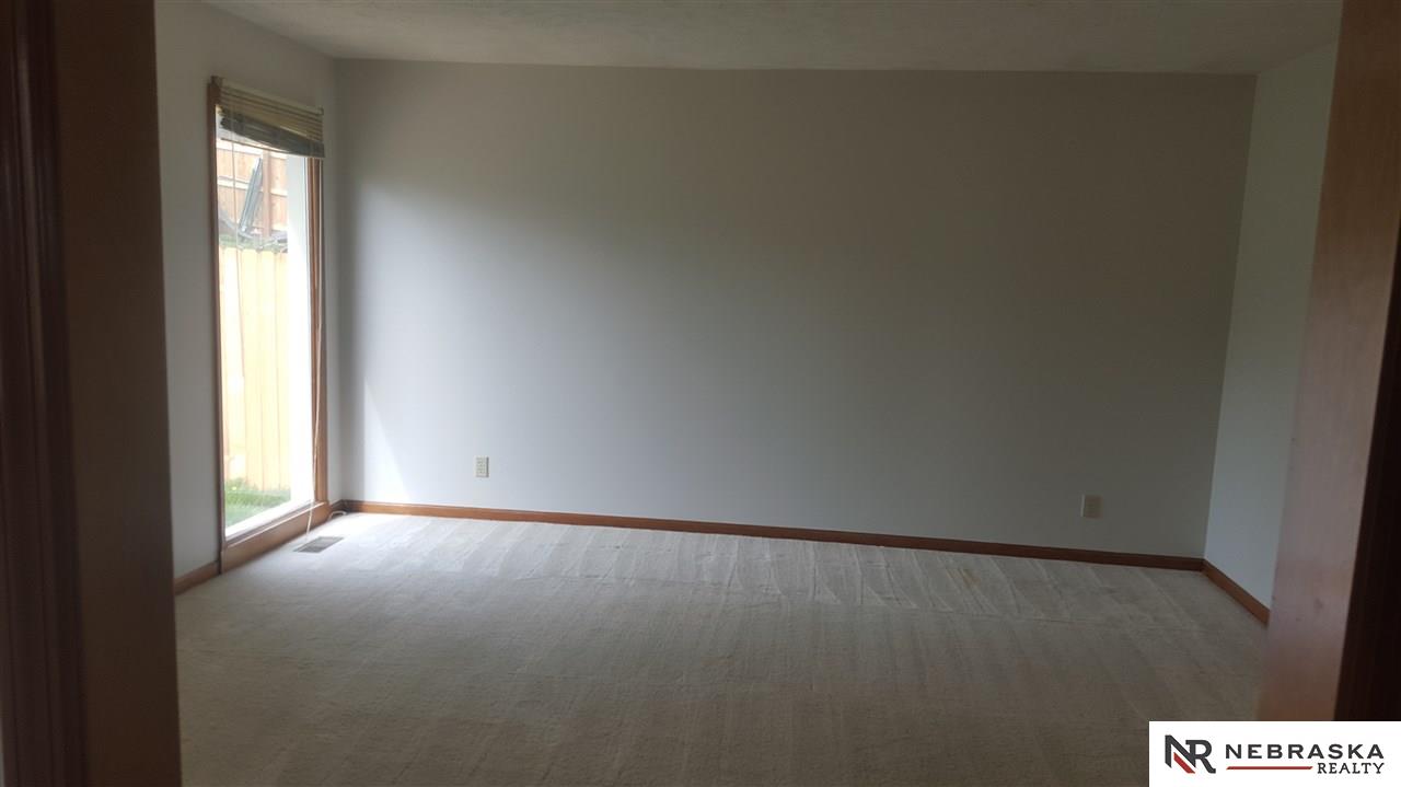 5618 S 48, Omaha, NE 68117