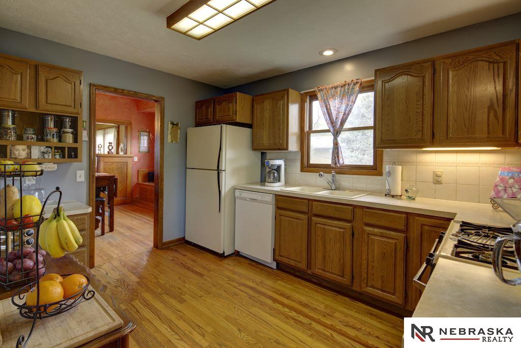 5641 S 51st, Omaha, NE 68117