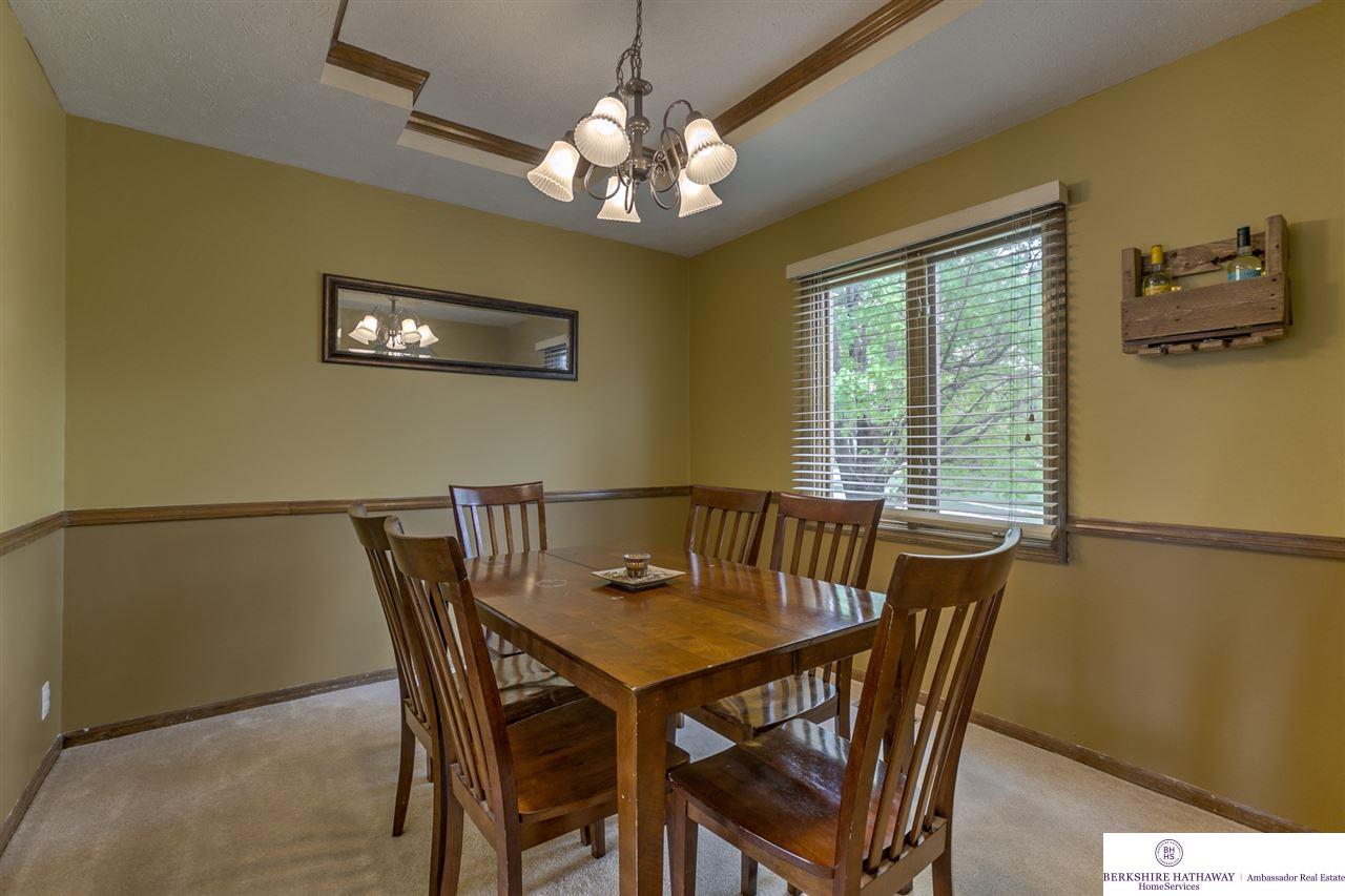 15630Capitol, Omaha, NE 68118
