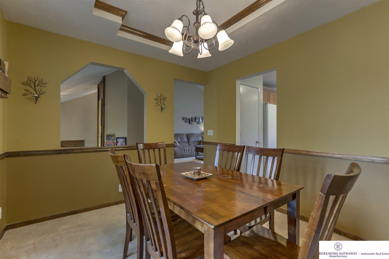 15630Capitol, Omaha, NE 68118