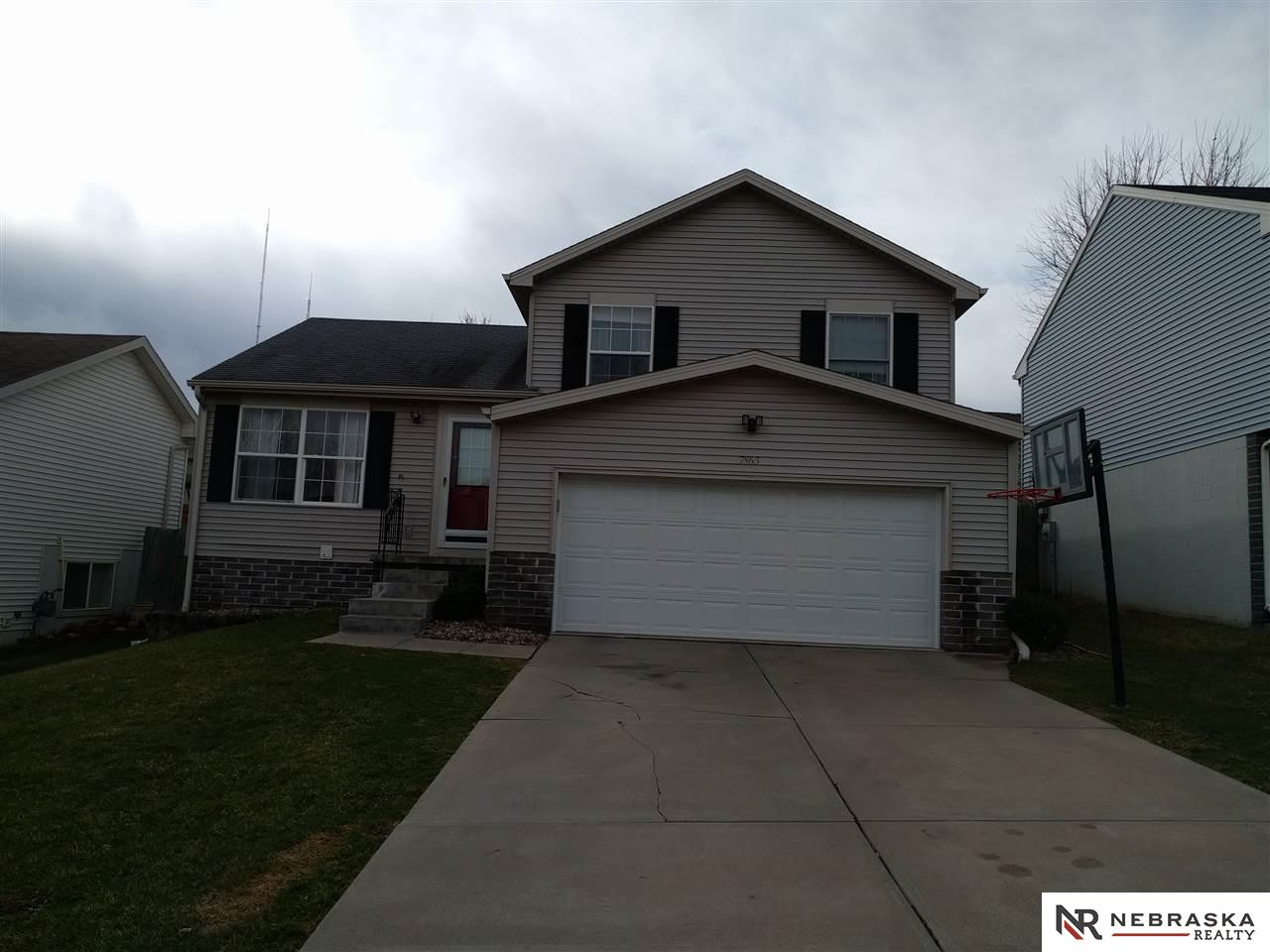 7865Newport, Omaha, NE 68122
