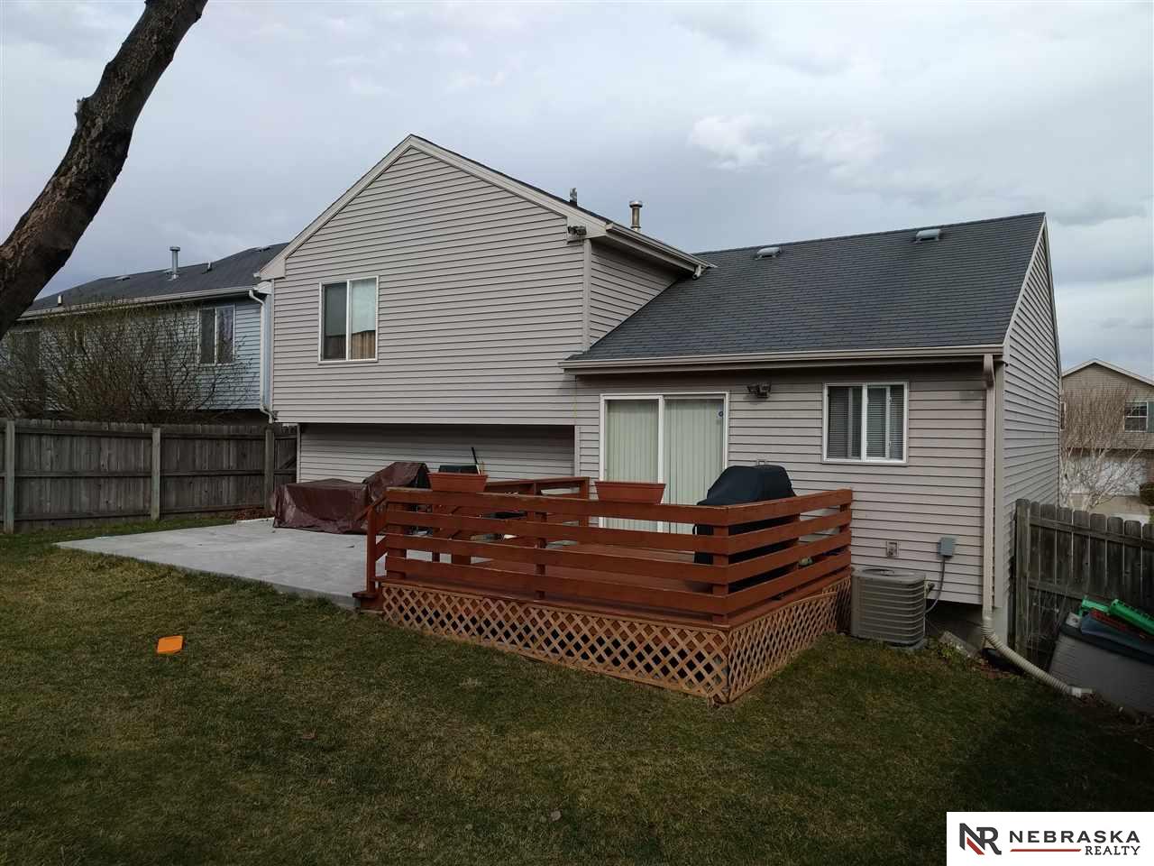 7865Newport, Omaha, NE 68122
