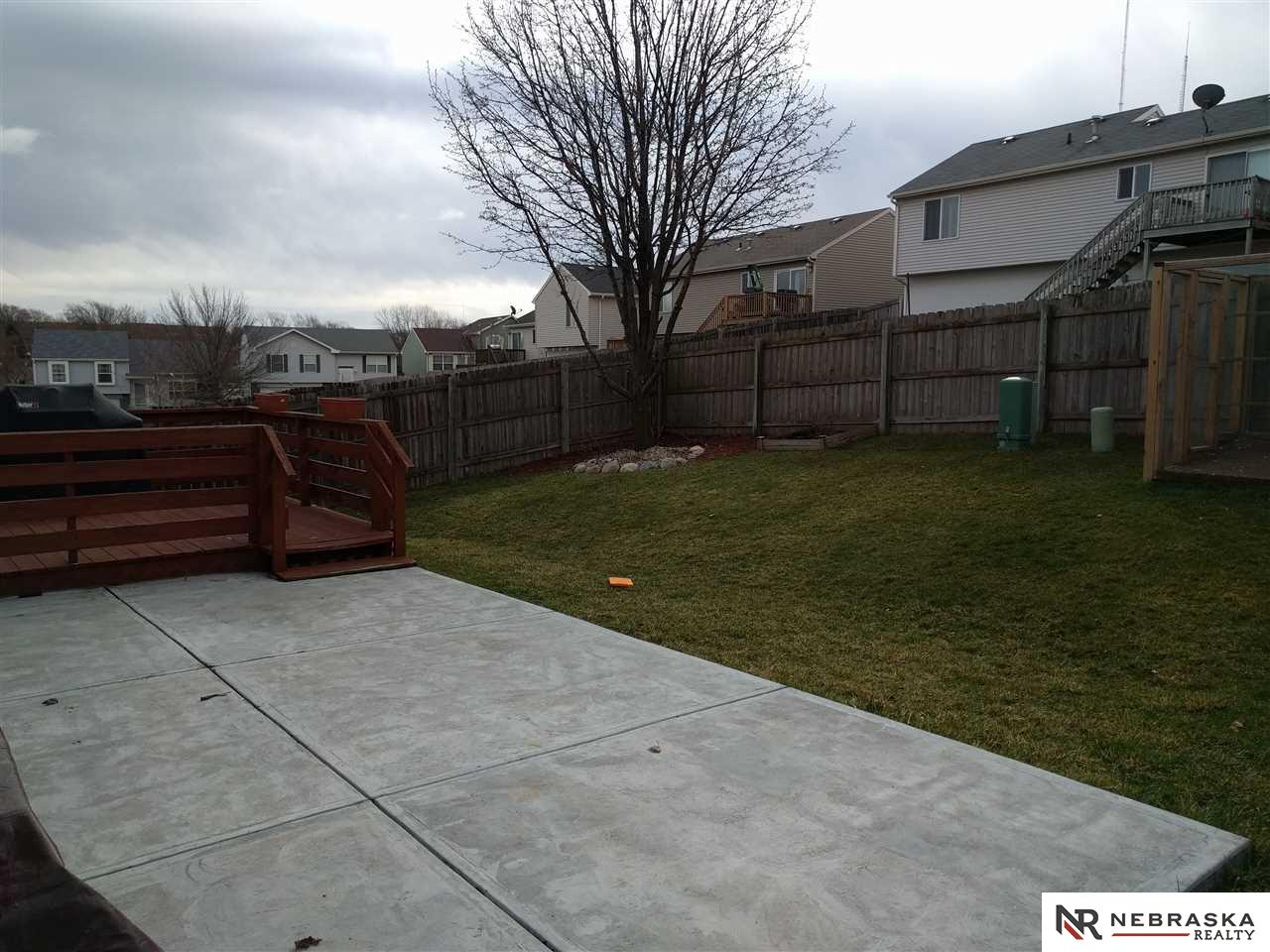 7865Newport, Omaha, NE 68122