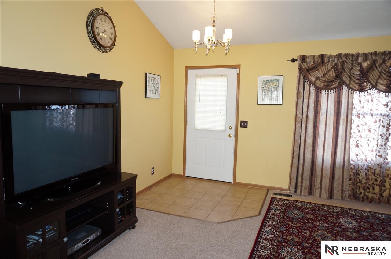 7865Newport, Omaha, NE 68122
