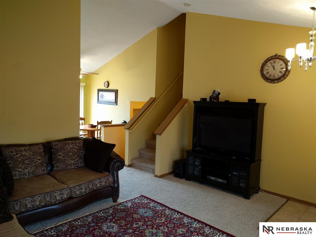 7865Newport, Omaha, NE 68122