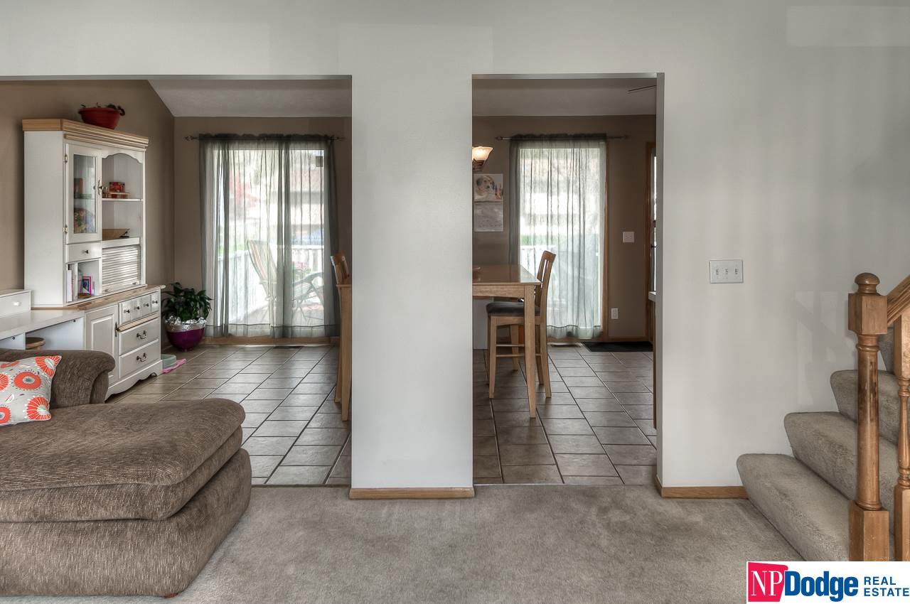 8190Willit, Omaha, NE 68122