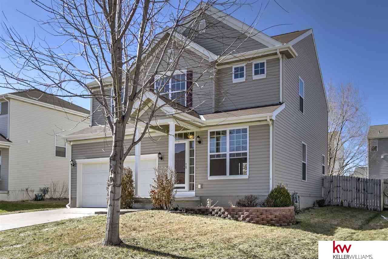7412 N 107th, Omaha, NE 68122
