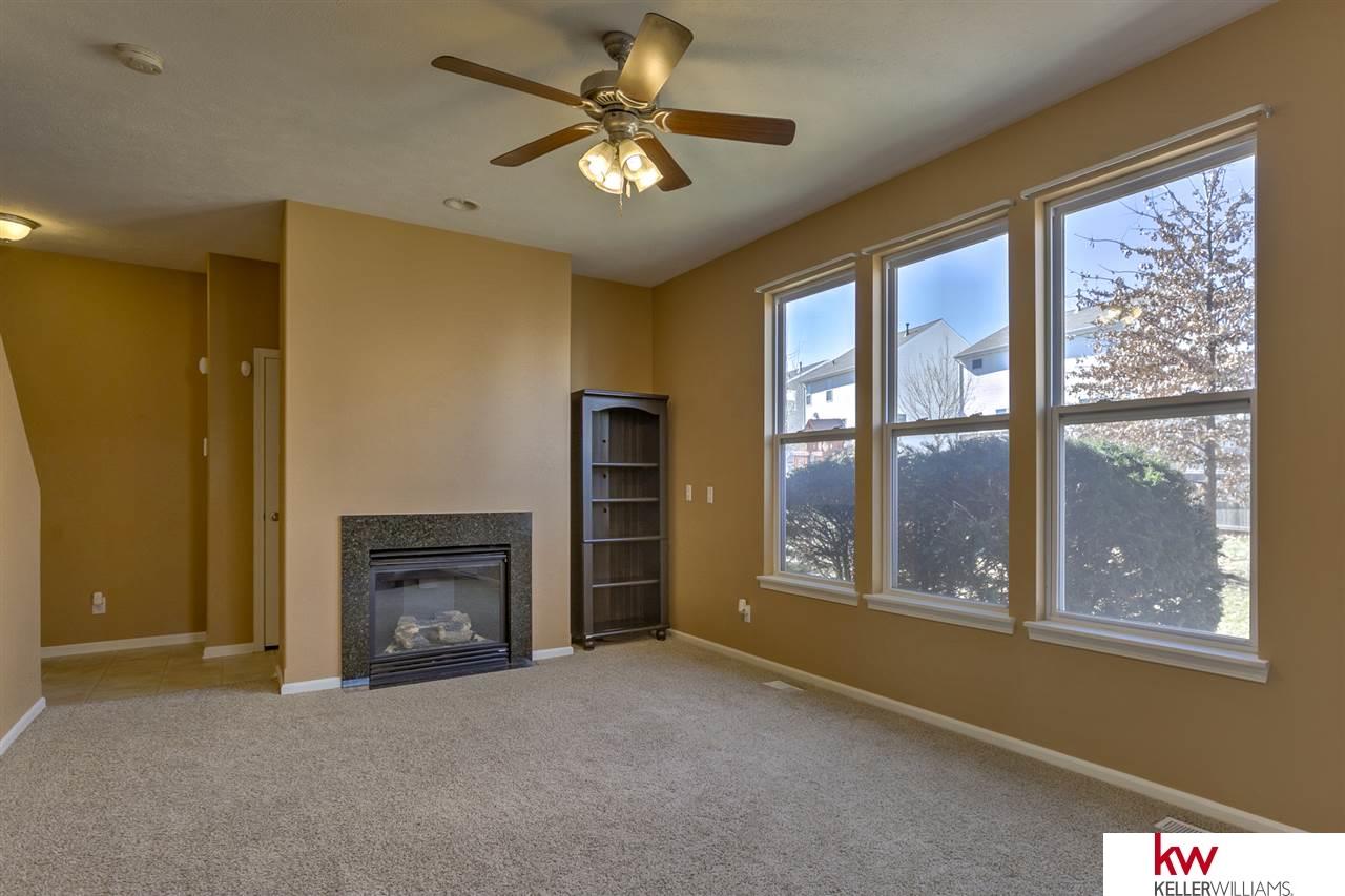 7412 N 107th, Omaha, NE 68122