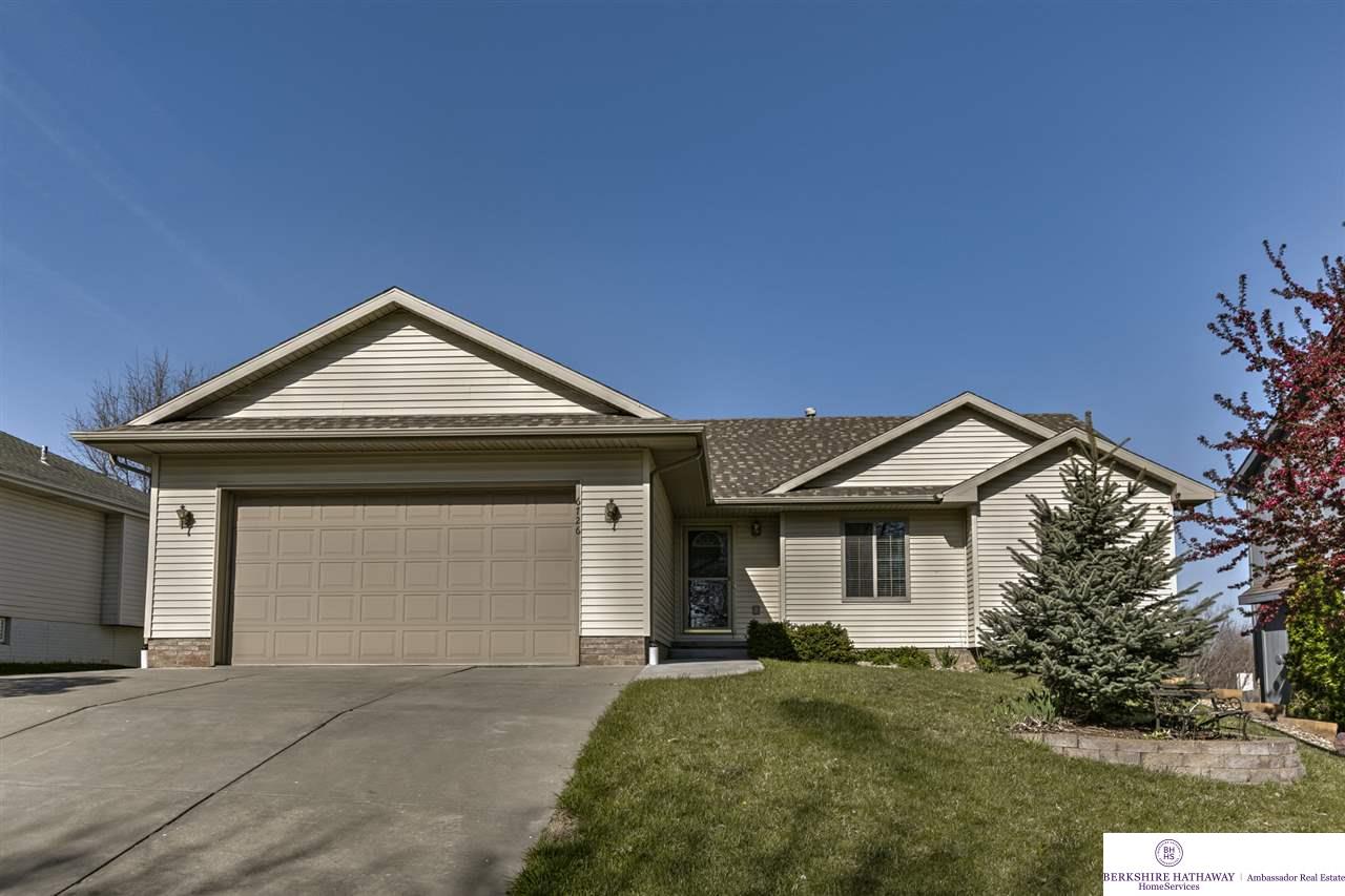 6726 N 104th, Omaha, NE 68122