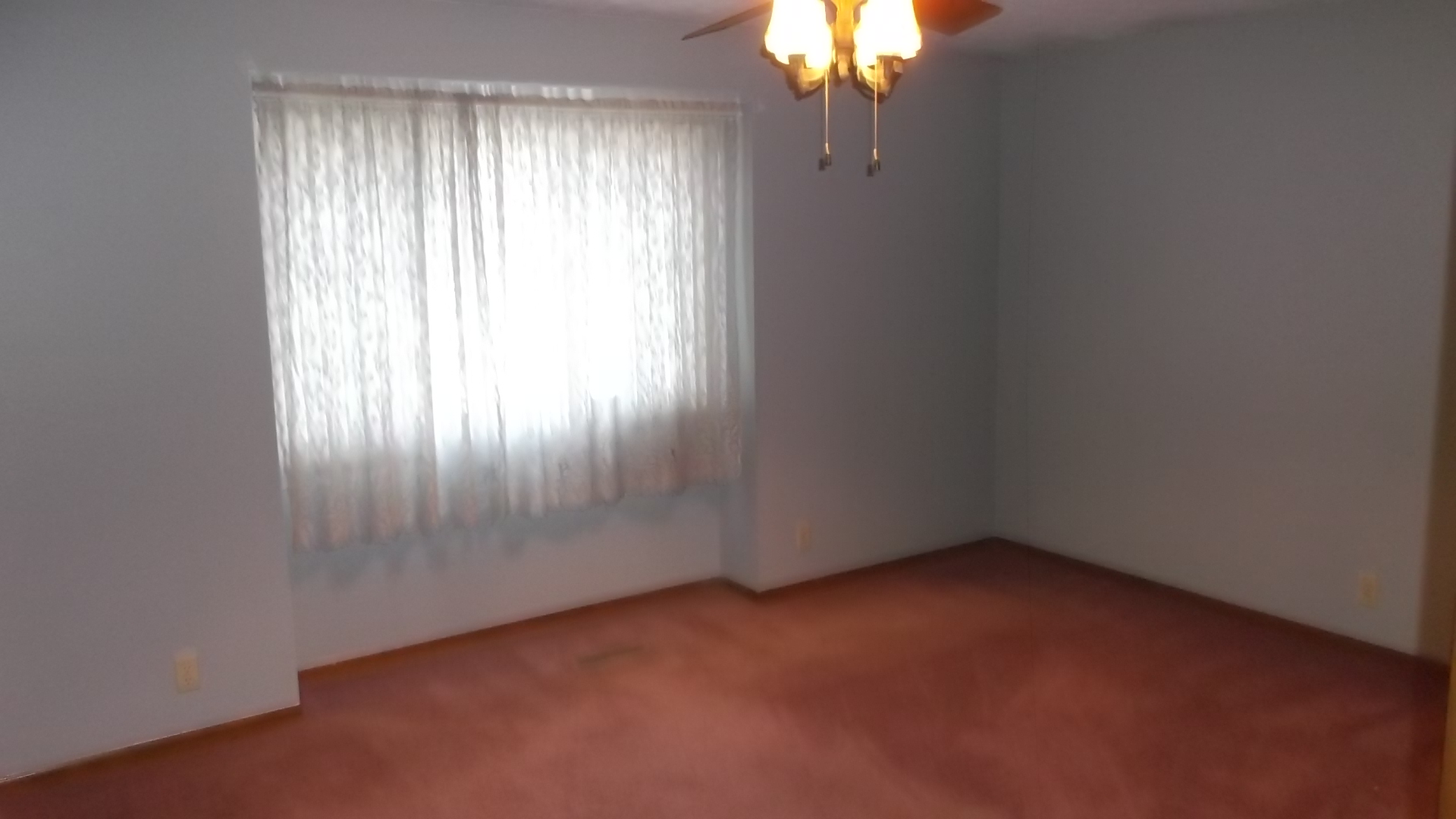 3523 Comstock Ave, Bellevue, United States 68123