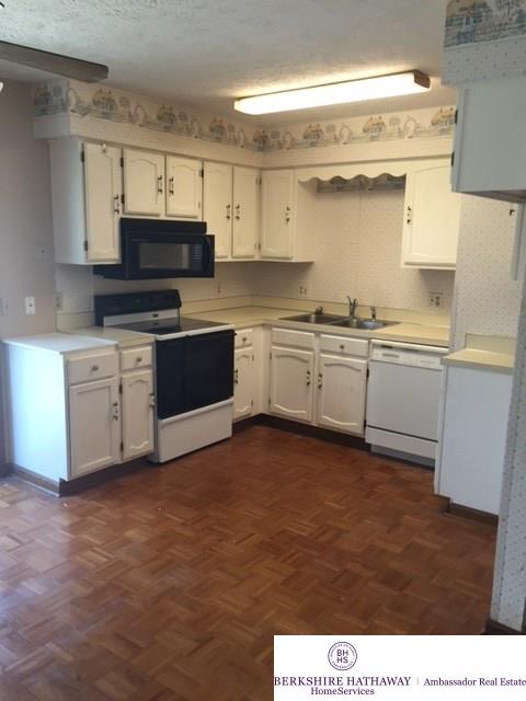 3302Mirror, Bellevue, NE 68123