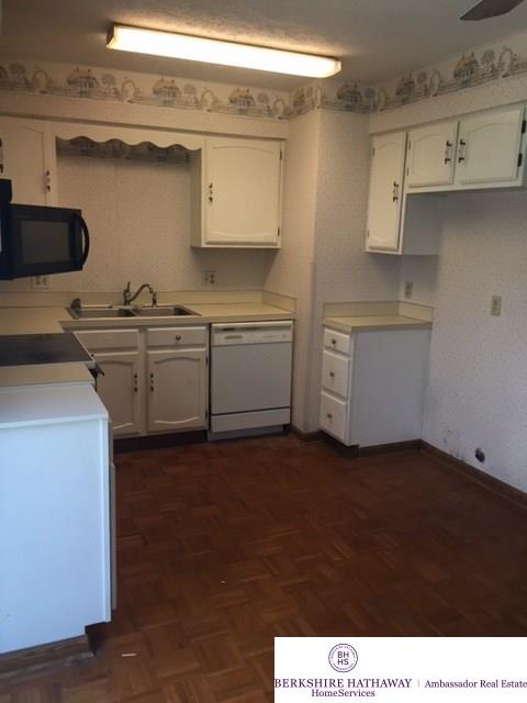 3302Mirror, Bellevue, NE 68123