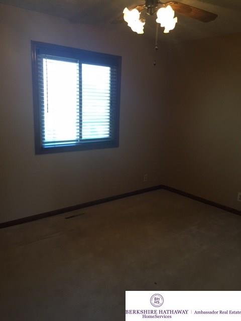3302Mirror, Bellevue, NE 68123