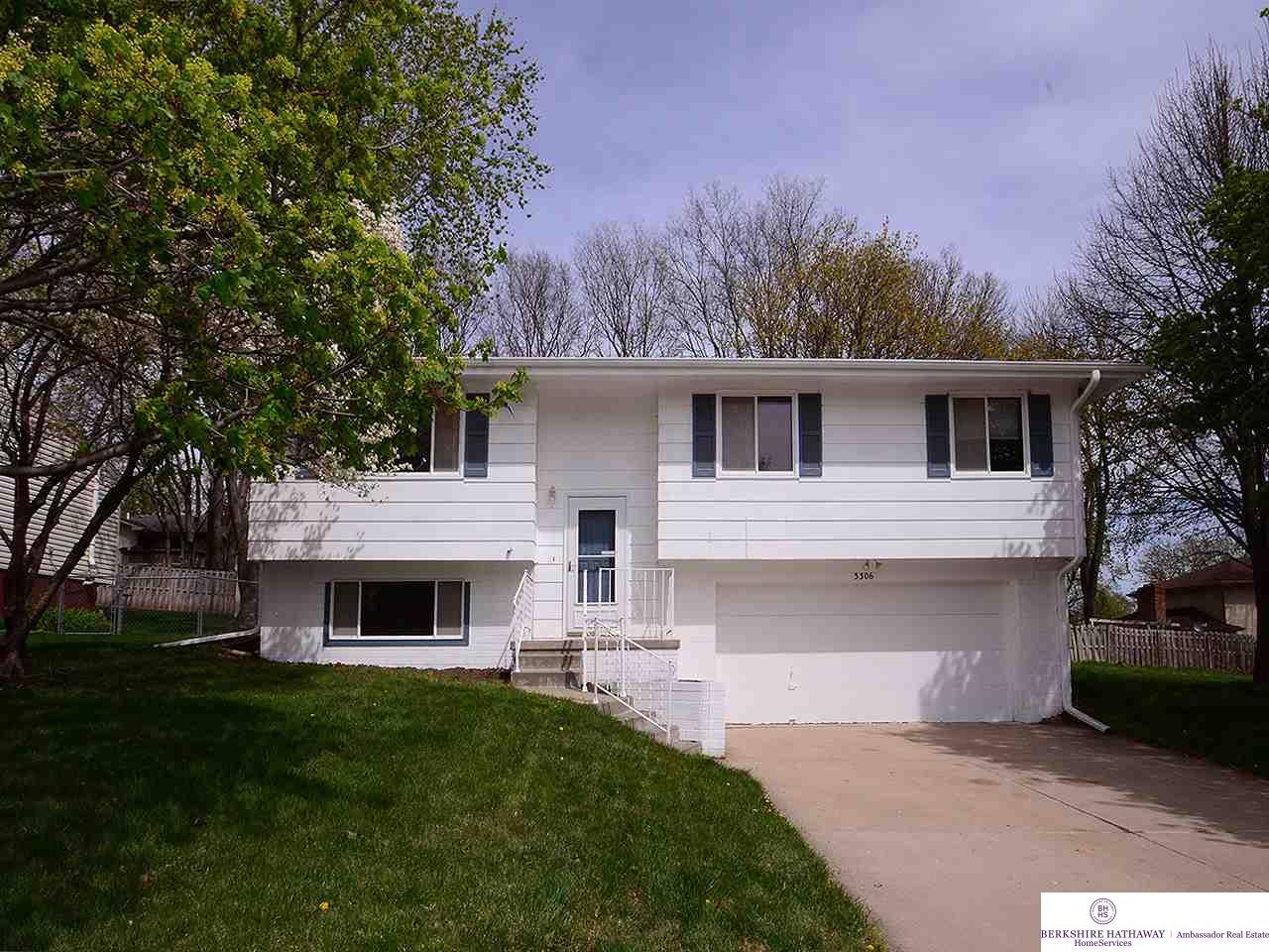 3306Mirror, Bellevue, NE 68123