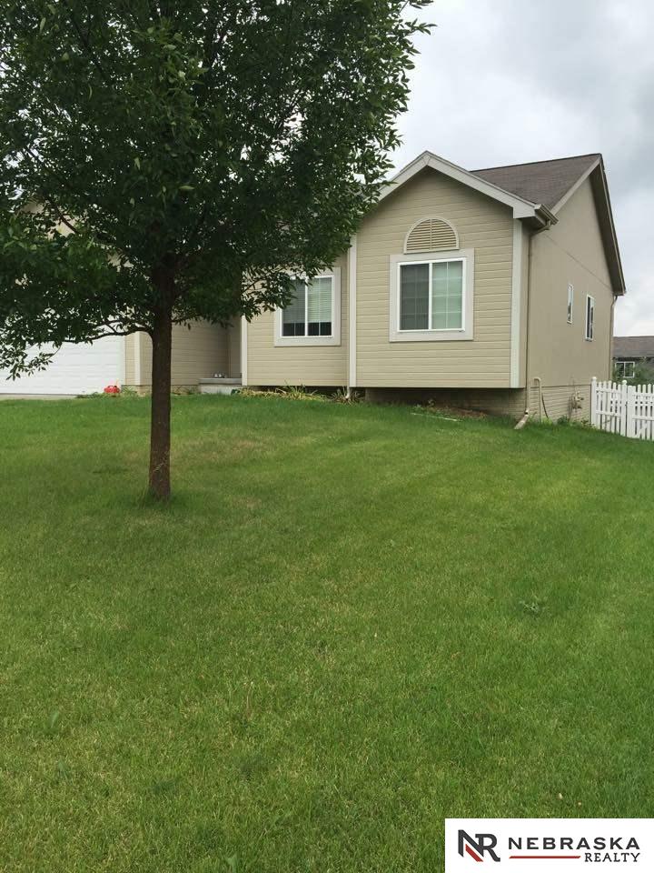2609Yorktown, Bellevue, NE 68123