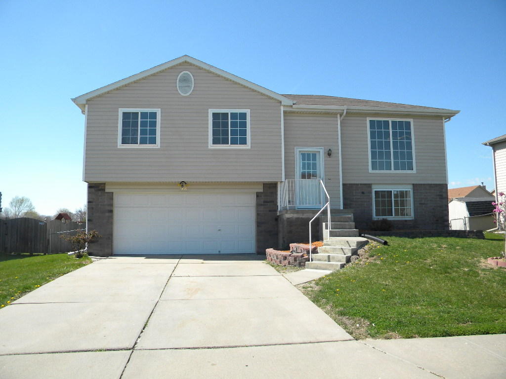 11010 S 17TH Street, Bellevue, NE 68123